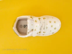 DT New York B313490 - Blanc - Etoiles Or - Basket Fille 10 DT New York B313490 - Blanc - Etoiles Or - Basket Fille -Tendance Pieds cd24607c73b9e66c561f35ea11d5d5ef img 2009.jpg 162380