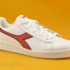 Diadora 872650-40-32 Game - Basket Blanche - Rouge - Bleu Marine -Tendance Pieds cd24607c73b9e66c561f35ea11d5d5ef img 7496.jpg 168595