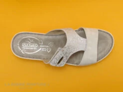 Fly Flot FLYKOR Argent - Gris - Mule Compensee Femme 14 Fly Flot FLYKOR Argent - Gris - Mule Compensee Femme -Tendance Pieds cd24607c73b9e66c561f35ea11d5d5ef img 7660.jpg 114697