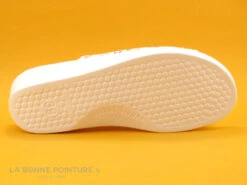 Sanital Light 4371 Blanc Et Fleuri - Brides A Boucle - Mule Medicale -Tendance Pieds cd24607c73b9e66c561f35ea11d5d5ef img 8224.jpg 157235